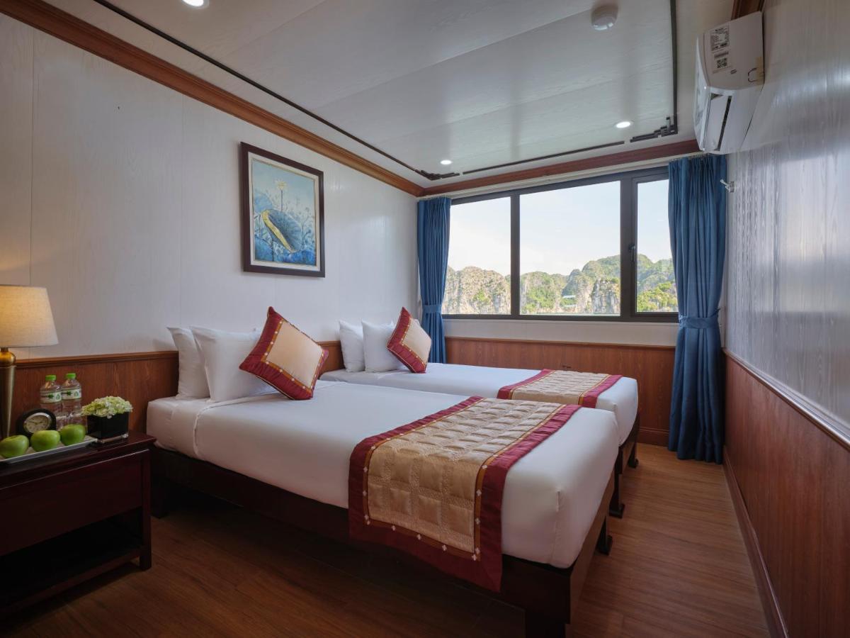 Lavender Elegance Cruises Hotel Hạ Long-öböl Kültér fotó